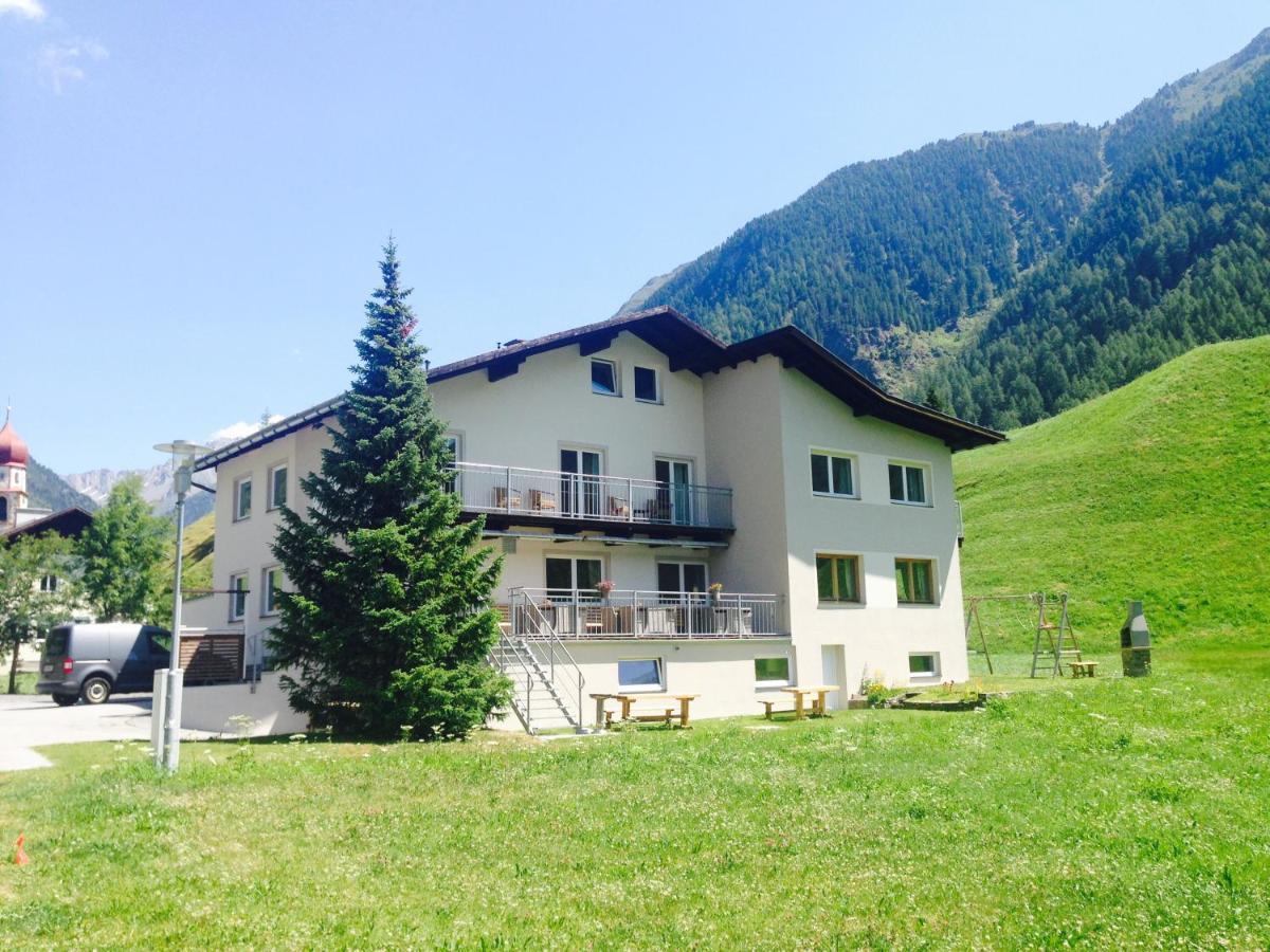Apart Tyrol Умхаузен Екстериор снимка